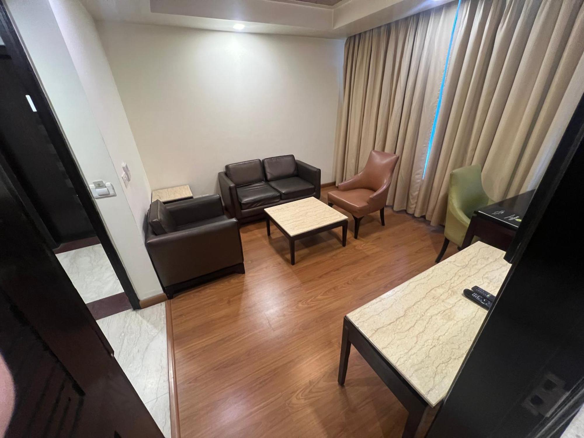 Madhuban Hotel , Нью-Дели Экстерьер фото